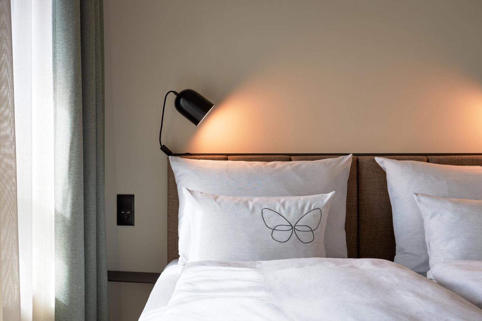 Cocoon Salzburg Otel Oda fotoğraf